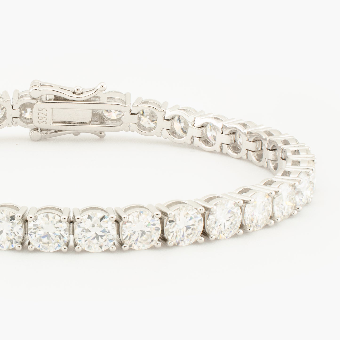 Sterling Silver Moissanite Tennis Bracelet, 5mm