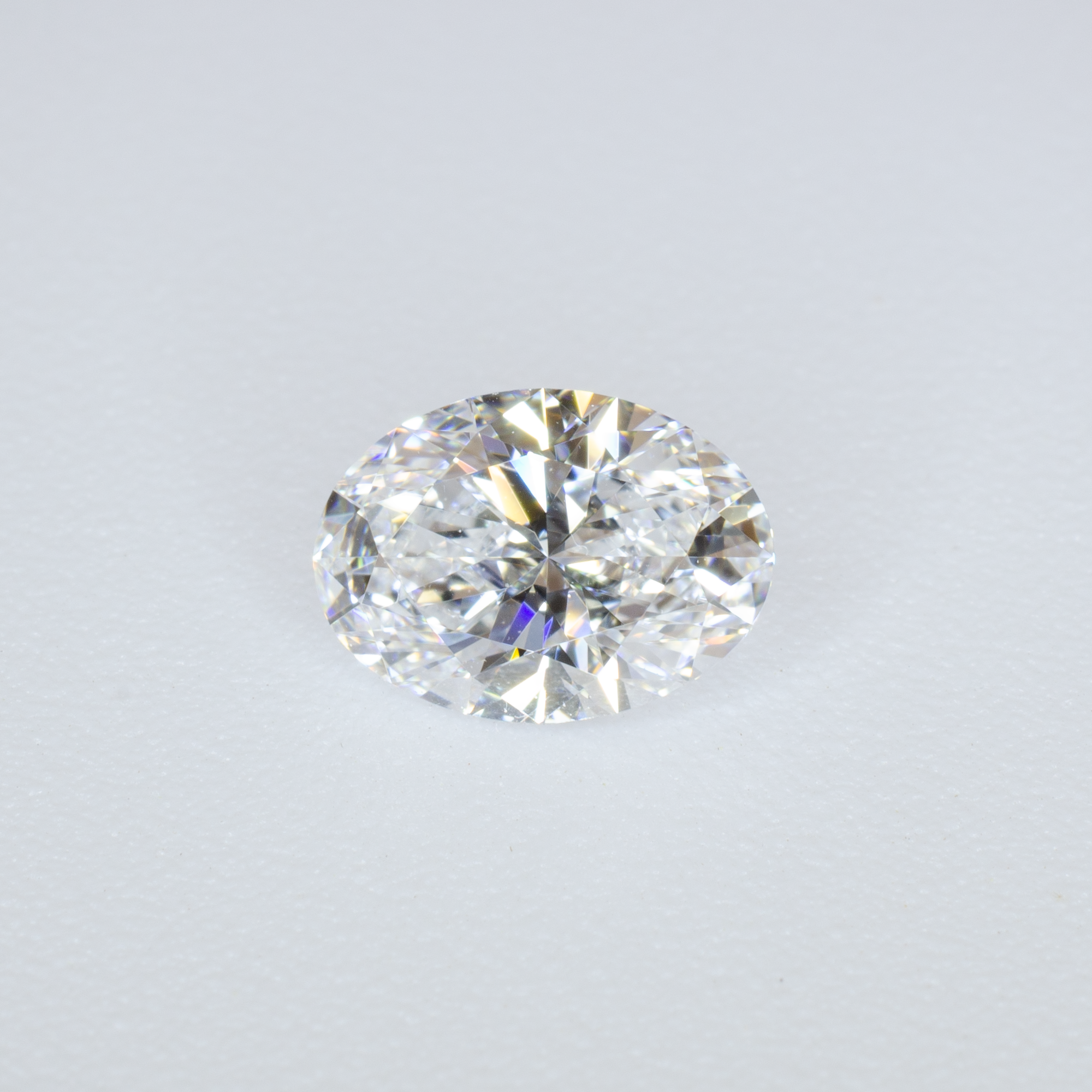 1.00 Carat Oval Lab Diamond • D • VVS2 • IGI Certified