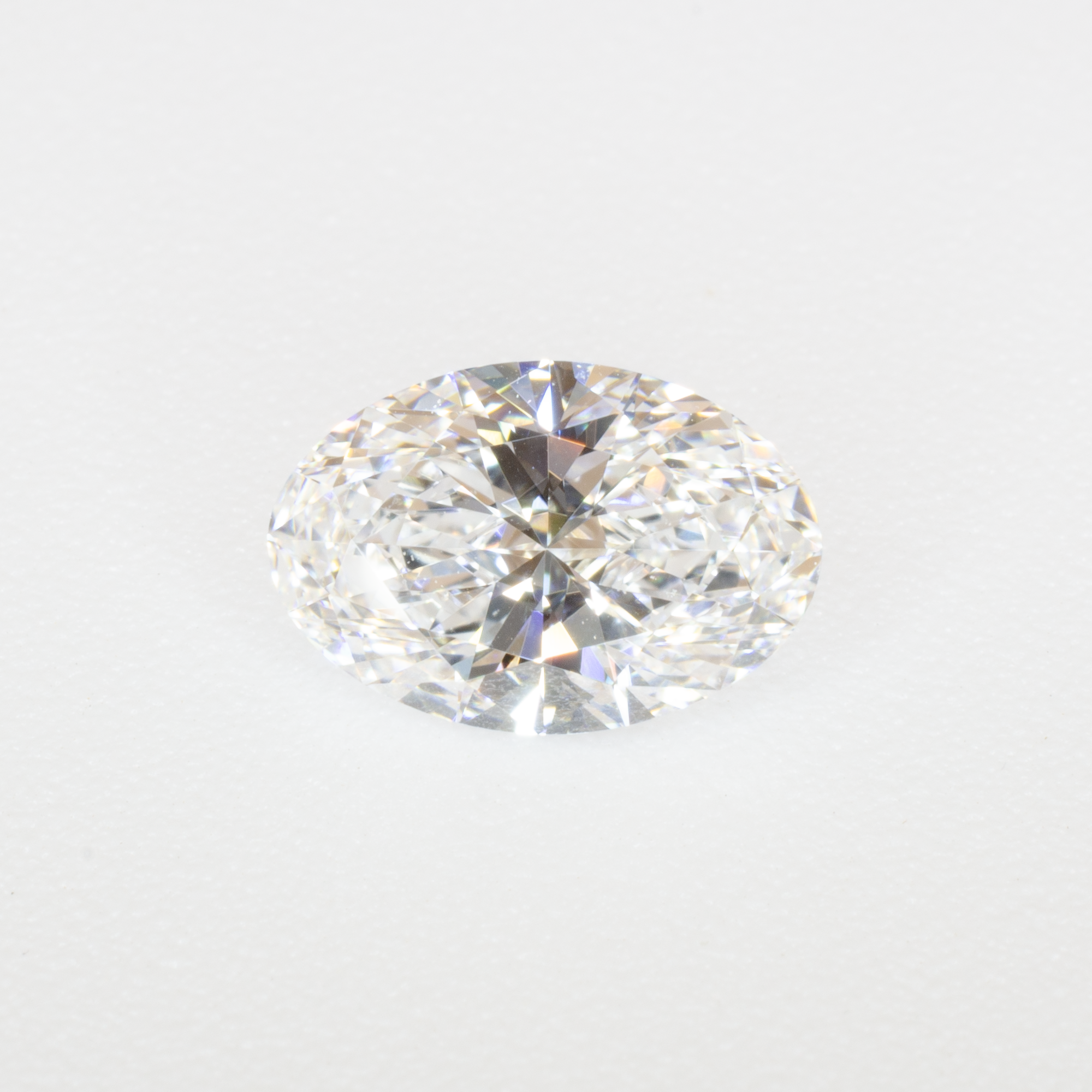 1.01 Carat Elongated Oval Lab Diamond • D • VVS2 • IGI Certified